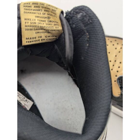 Jordan 1 retro high Patent gold toe men's size 8 - Picture 7 of 12